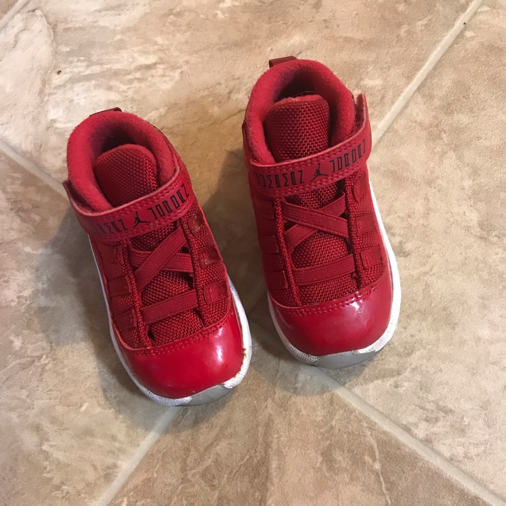 Retro 11 6c
